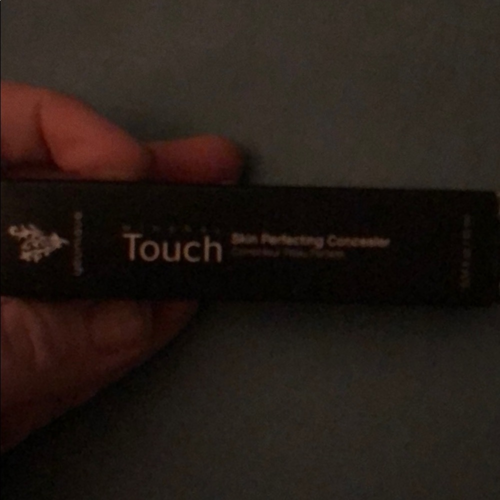 Younique Conceraler